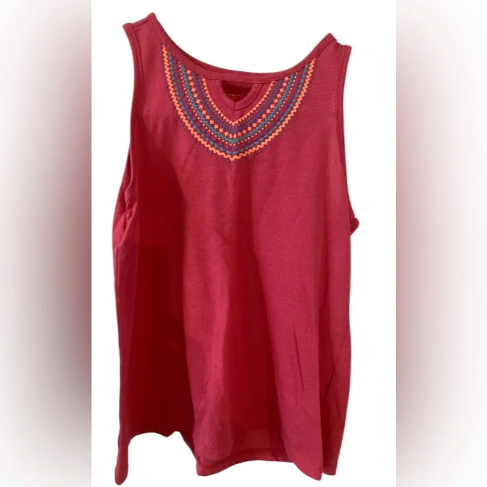🦄3/$15🦄 Children’s Place Embroidered Pink Sleeveless Top